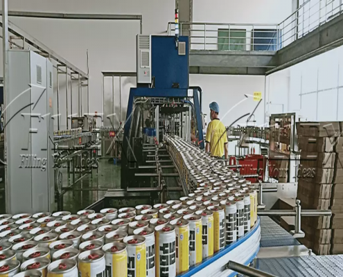 What is the Difference Between an Aluminum Can and a Tin Can